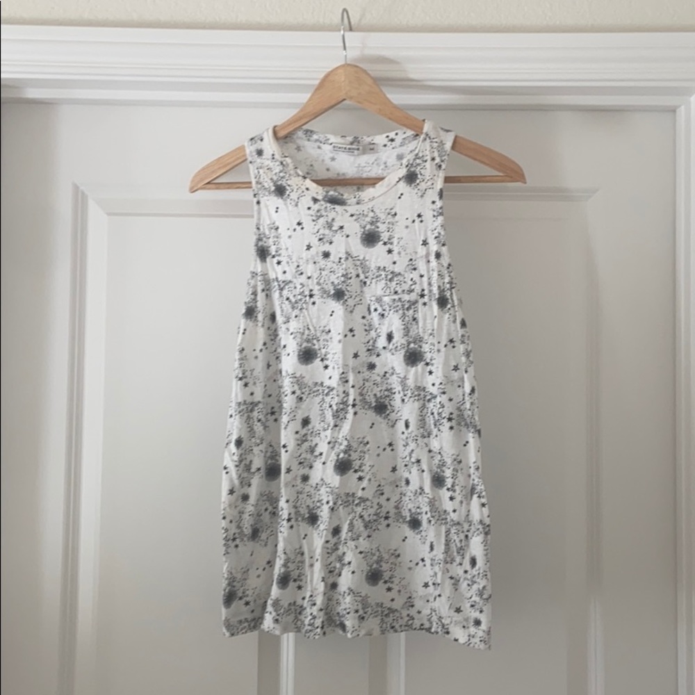 Patterned muscle tank